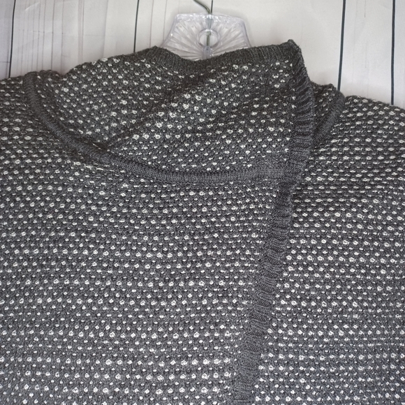 lvivva by Lululemon girls jacket - Picture 6 of 13